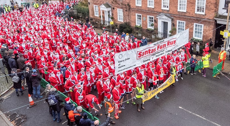 SANTA FUN RUN